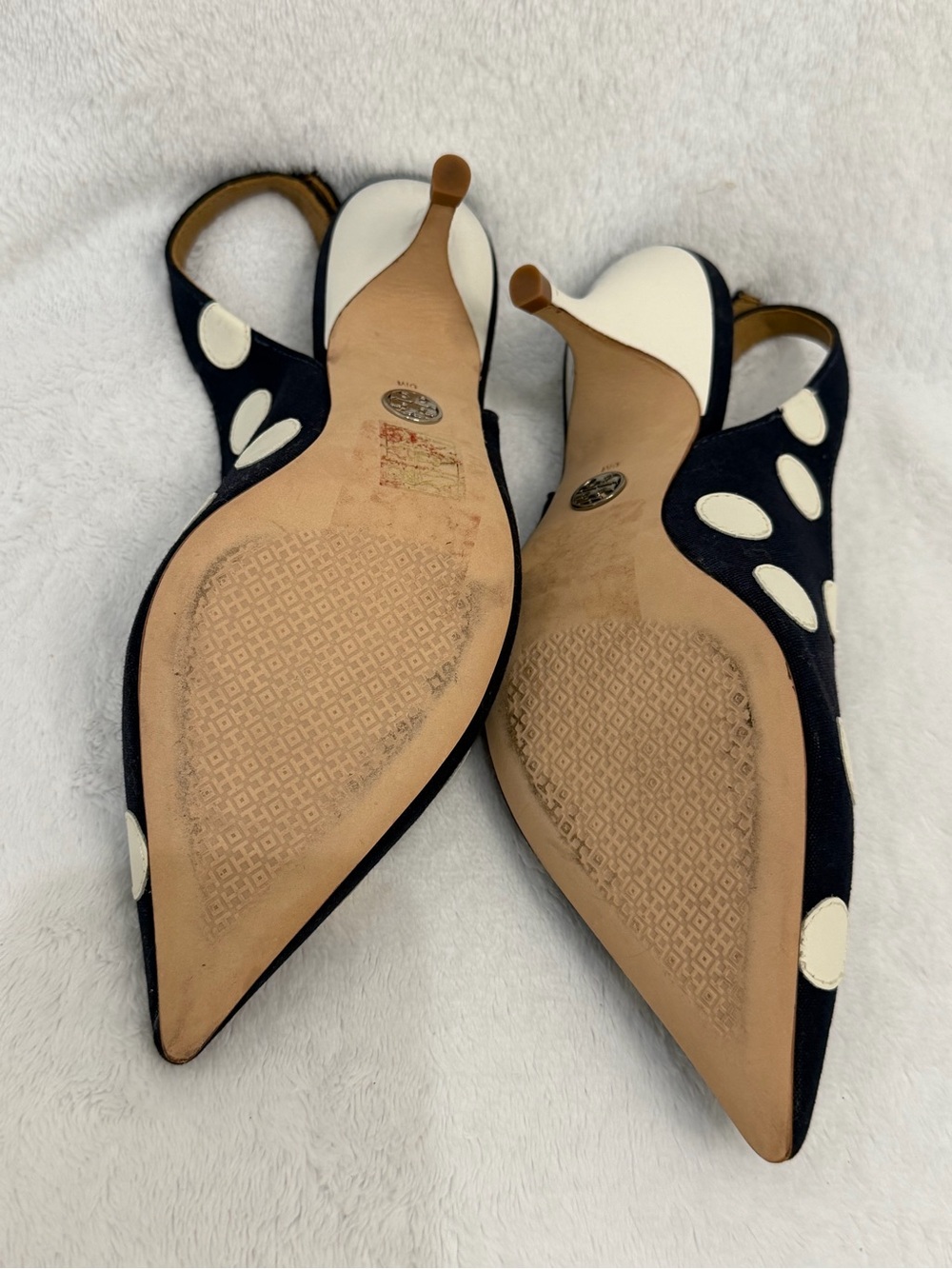 Tory Burch Polka Dot Slingback Heels Size 6M Navy White Pointed Toe Kitten Heel - Picture 10 of 16
